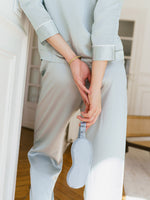 pantalon de ptjama en soie glamour longue 19 mommes bleu claire